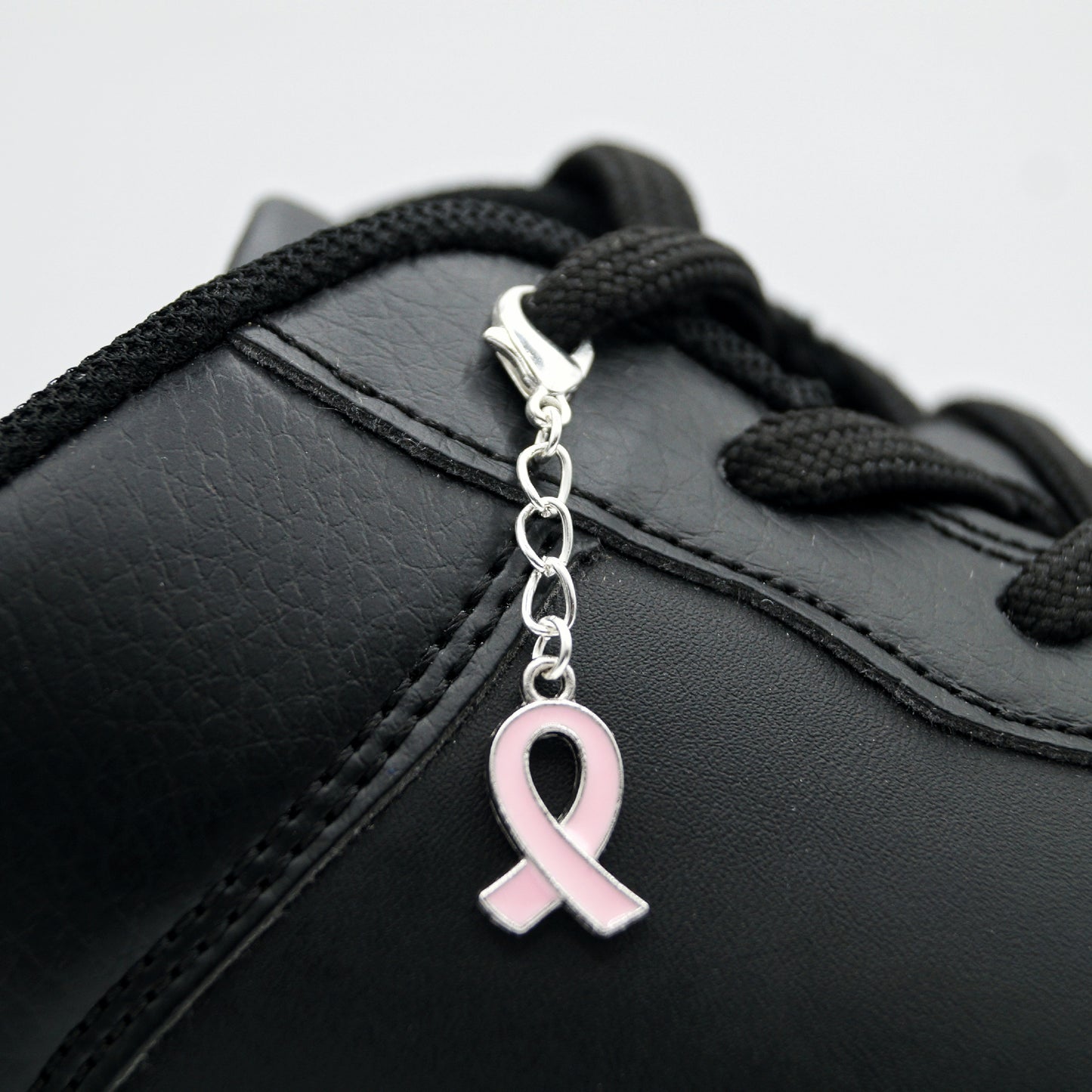 Shoe pendant "Ribbon of Hope" 1 piece.