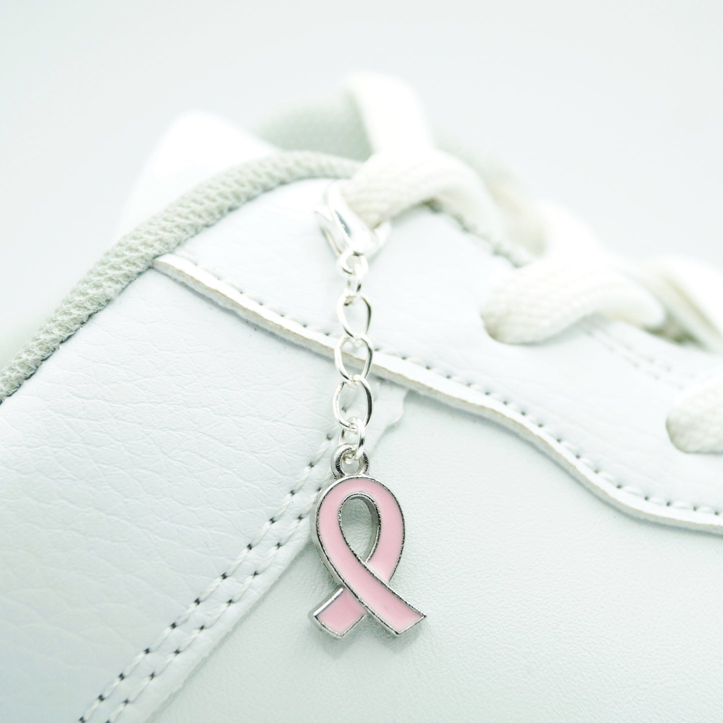 Shoe pendant "Ribbon of Hope" 1 piece.