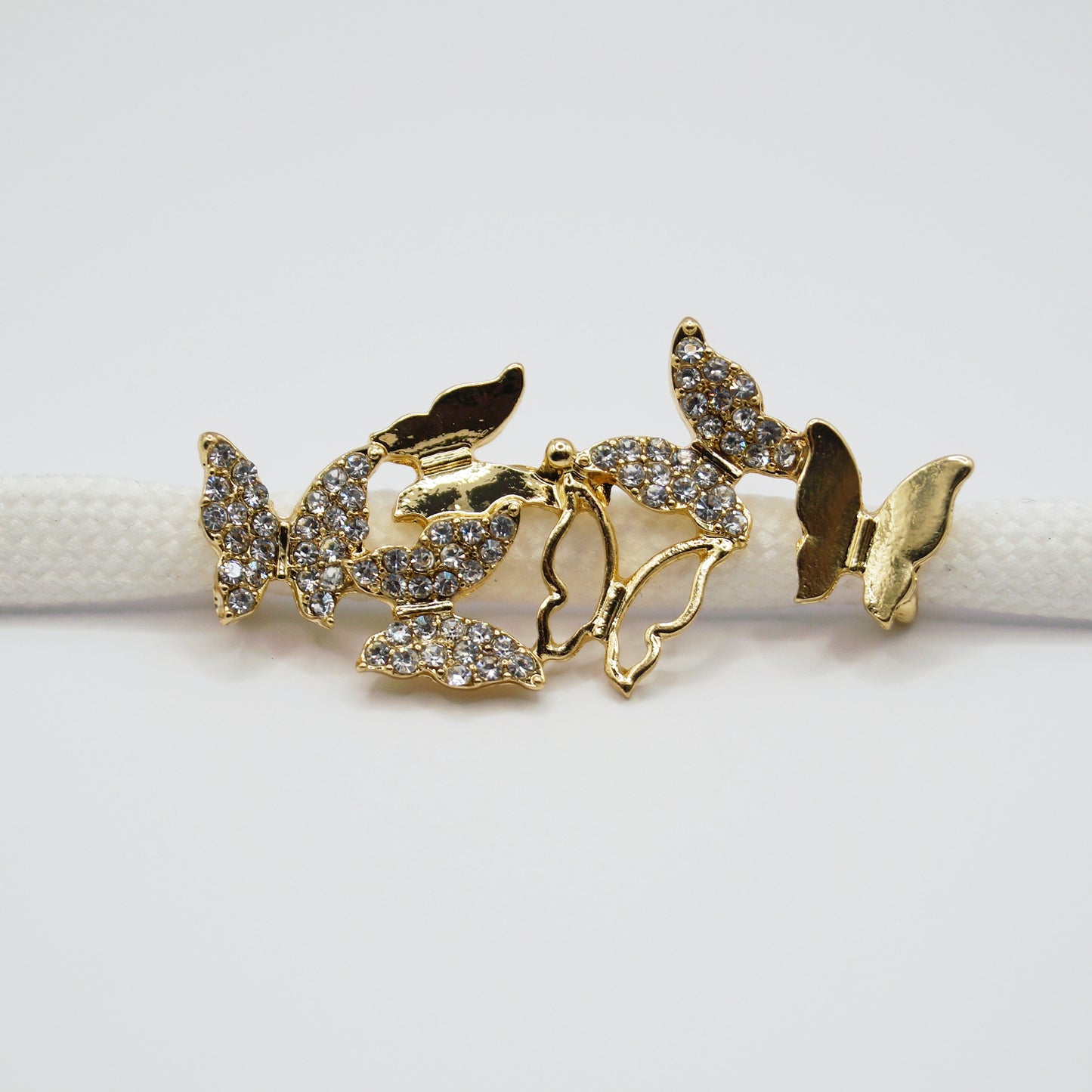 Shoe buckle butterflies diamonds gold metal 2pcs.