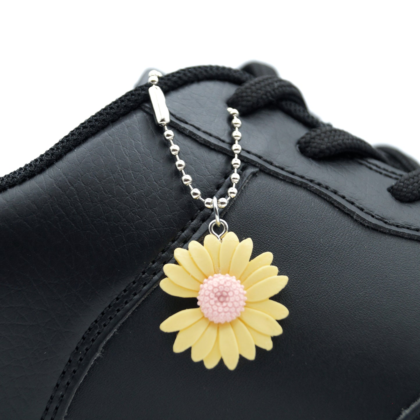 Shoe pendant flower yellow 1 piece