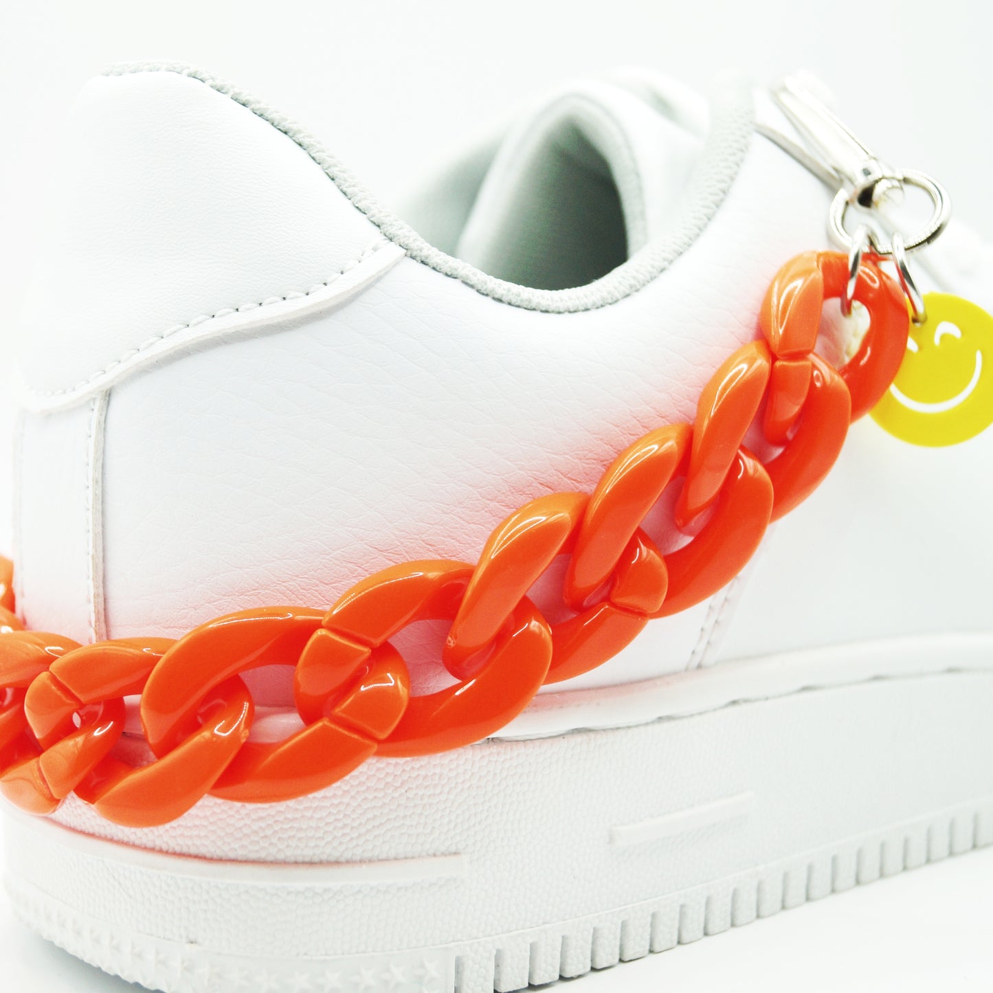 Shoe chain with smile orange 1 piece